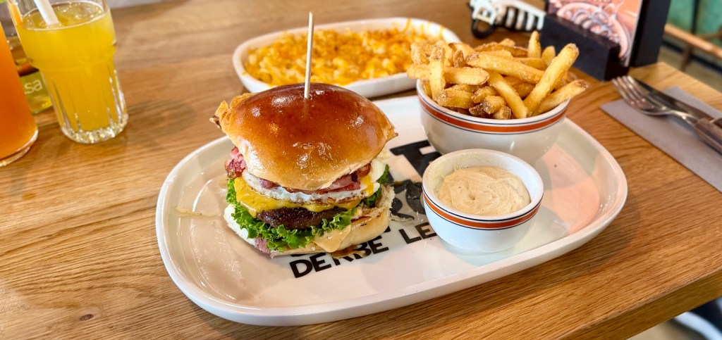 Anreise, Bucky, Honest Kebab, Latte Art & Dulf’s Burger