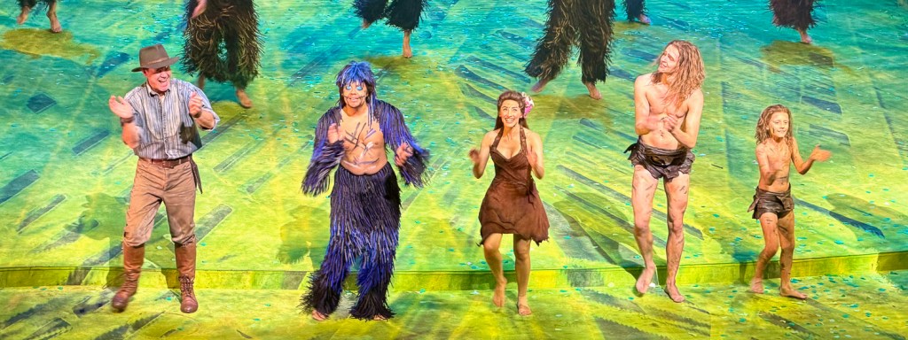 Ausschiffung, auf AIDAsehen & Tarzan Musical
